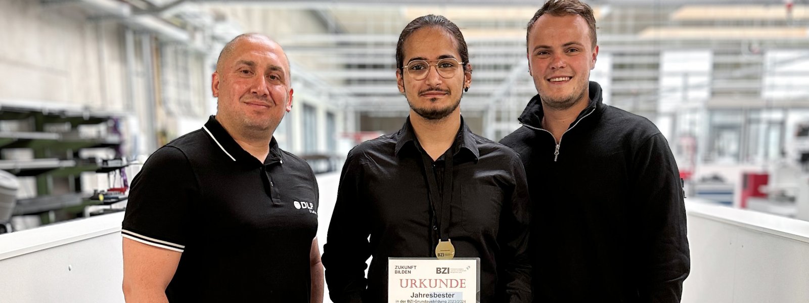 Auszeichnung Yasin als Jahresbester